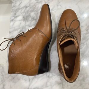 Nurture Ellan Tan Leather Lace Up Ankle Boots Retro 80’s, 90’s Vintage look Boho